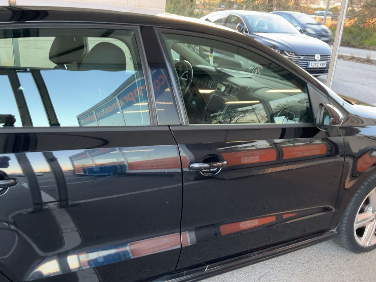 Volkswagen Polo 2014 — photo 11