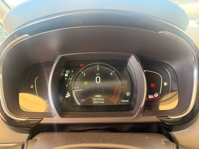 Renault Espace 1.6 dCi Energy Zen — zdjęcie 13