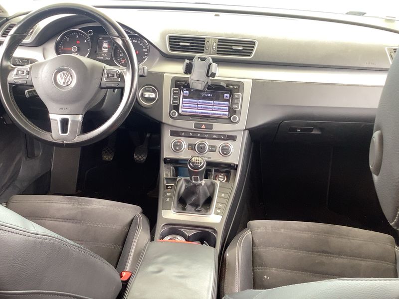 Volkswagen CC 2.0 TDI BlueMotion Tech — zdjęcie 12