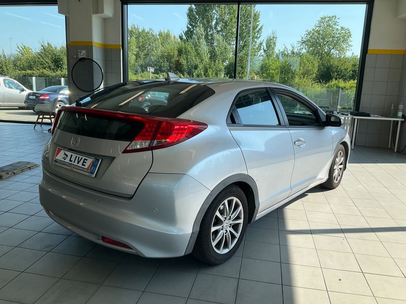 Honda Civic 1.4 Comfort — zdjęcie 2