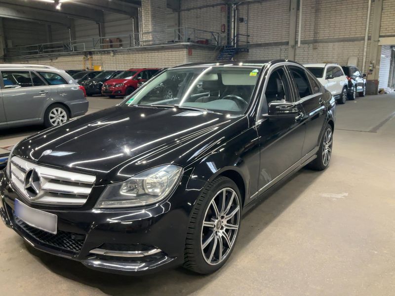 C-Klasse C 180 CGI BlueEfficiency Avantgarde