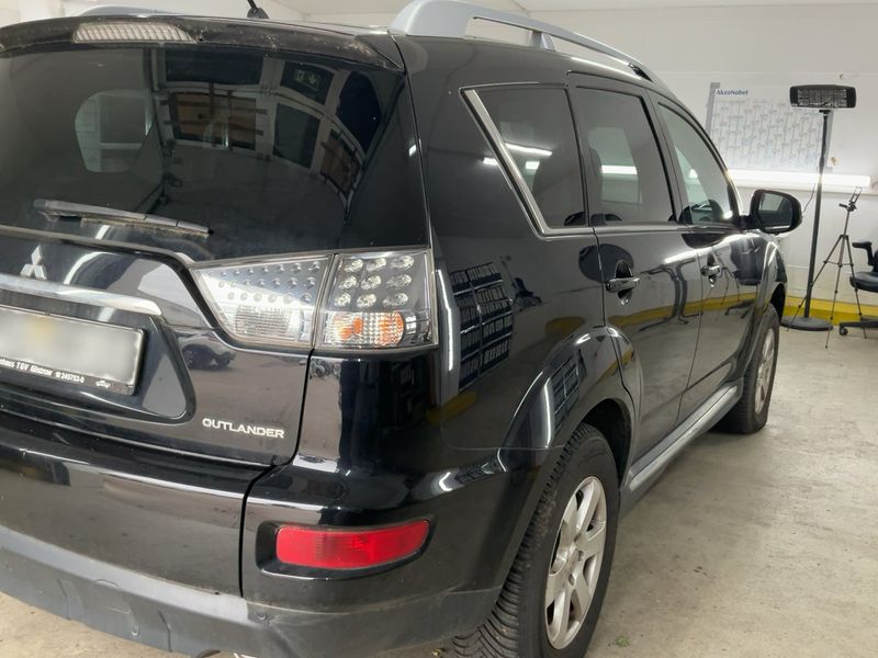Mitsubishi Outlander 2.0 MIVEC Invite 2WD — zdjęcie 6