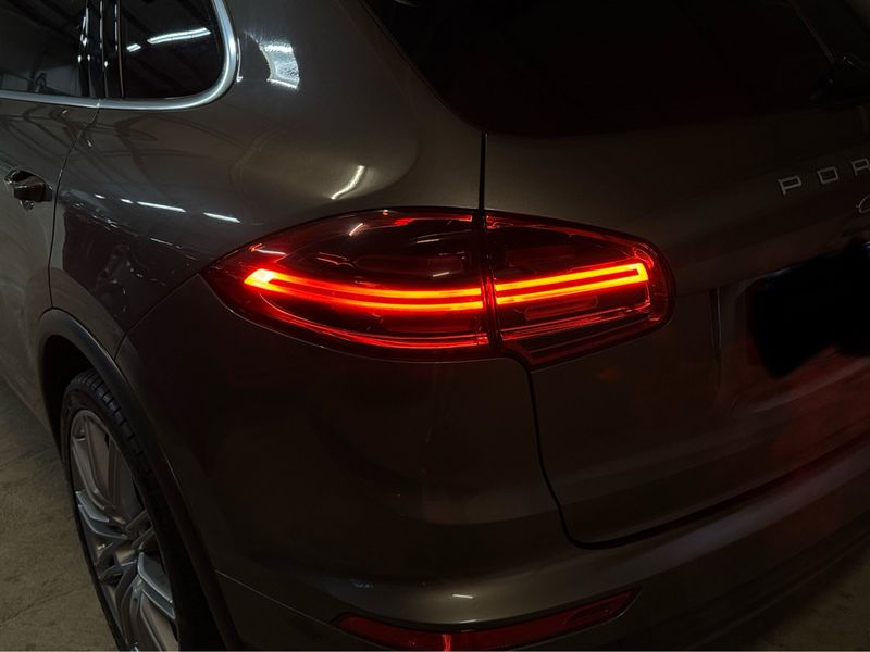 Porsche Cayenne S — zdjęcie 19