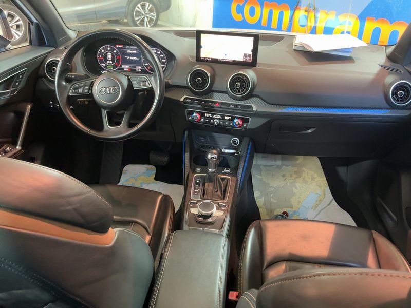 Audi Q2 2.0 TDI quattro Design — zdjęcie 12