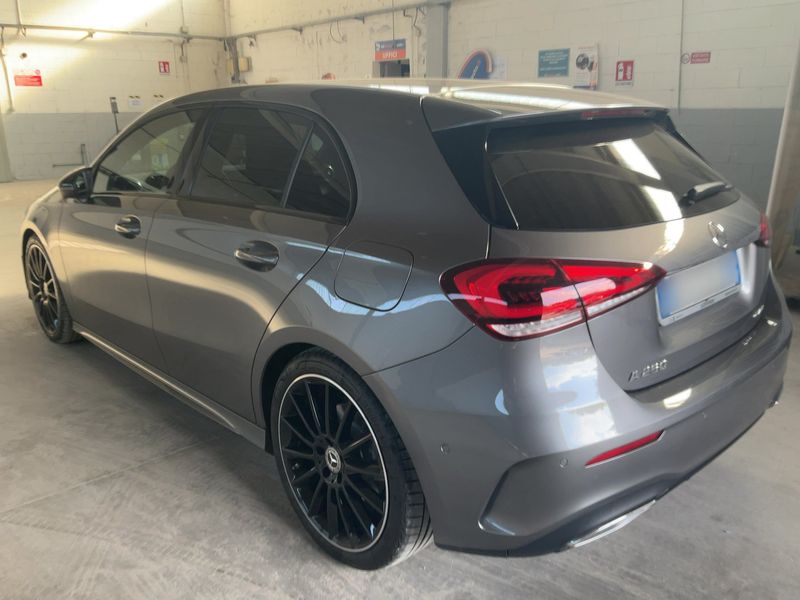 Mercedes-Benz A-Klasse A 250 4Matic AMG Line — zdjęcie 3