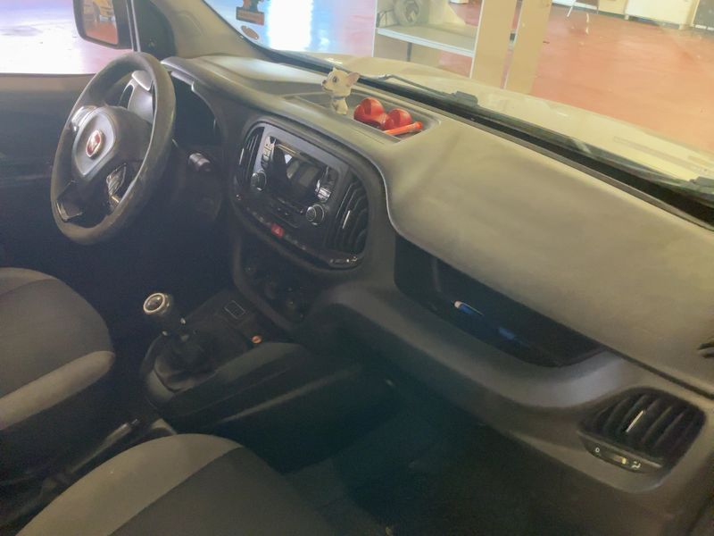 Fiat Doblo 1.6 JTDM SX — zdjęcie 12