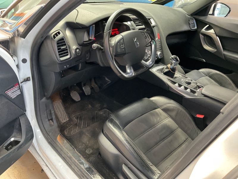 Citroen DS5 2.0 HDi Style 2015 – снимка 33