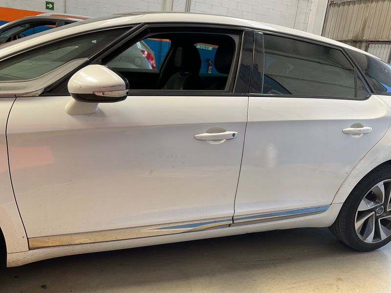 Citroen DS5 2.0 HDi Style — zdjęcie 4