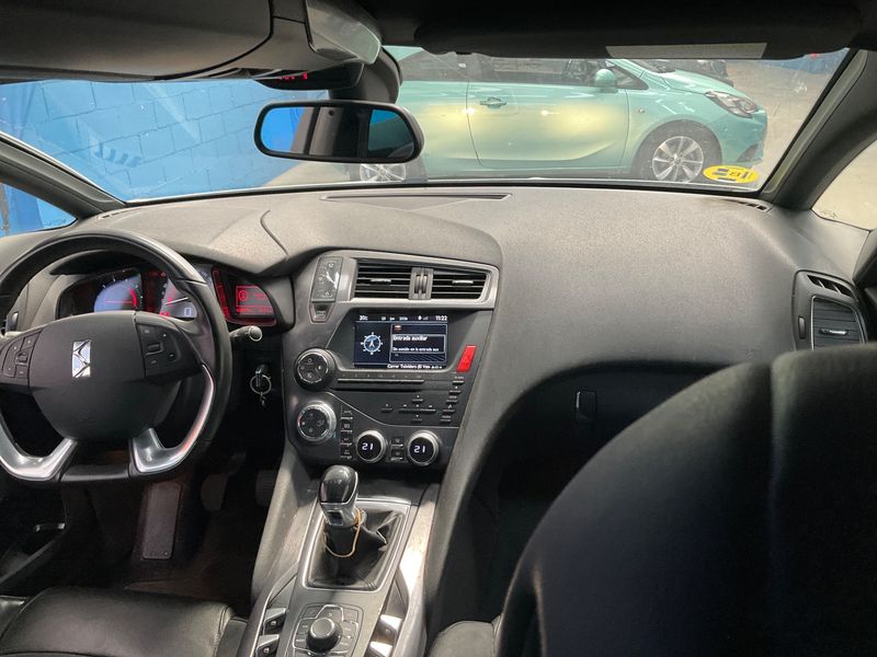 Citroen DS5 2.0 HDi Style — zdjęcie 12