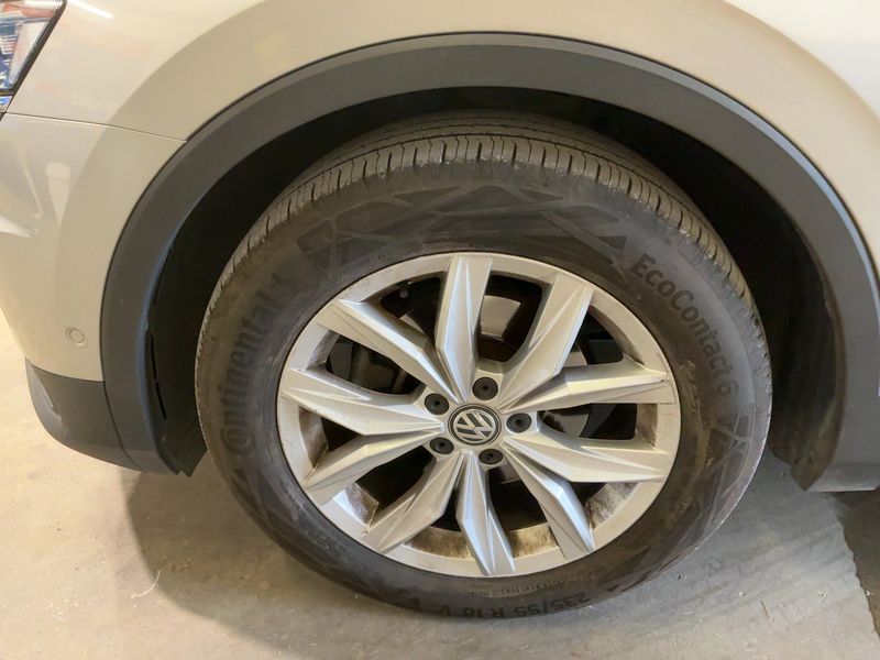 Volkswagen Tiguan 2.0 TDI Carat Exclusive BlueMotion Tech 2019 – снимка 3
