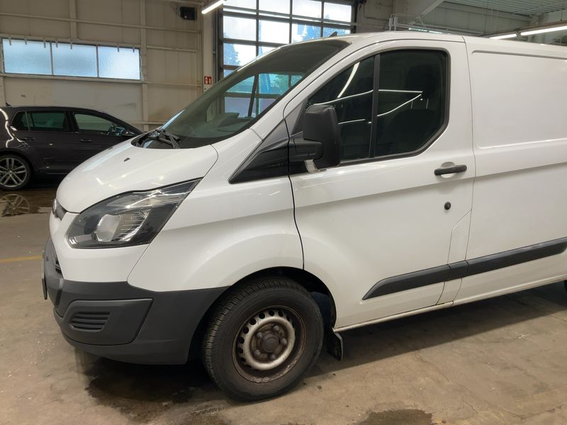Ford Transit Custom 2.0 TDCi 280 L1 — zdjęcie 2