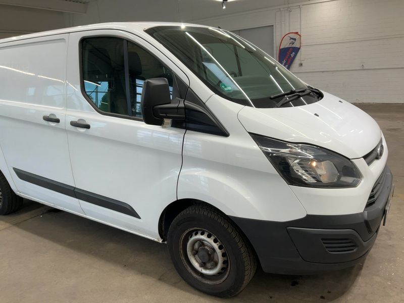 Ford Transit Custom 2.0 TDCi 280 L1 — zdjęcie 8