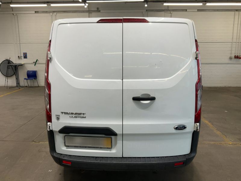 Ford Transit Custom 2.0 TDCi 280 L1 — zdjęcie 5