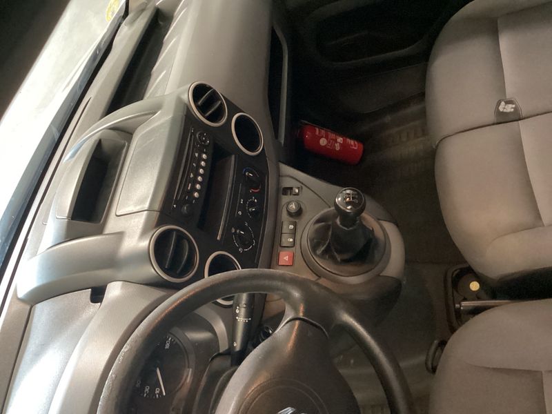 Citroen Berlingo 1.6 HDi Niveau B L1 2014 – снимка 26