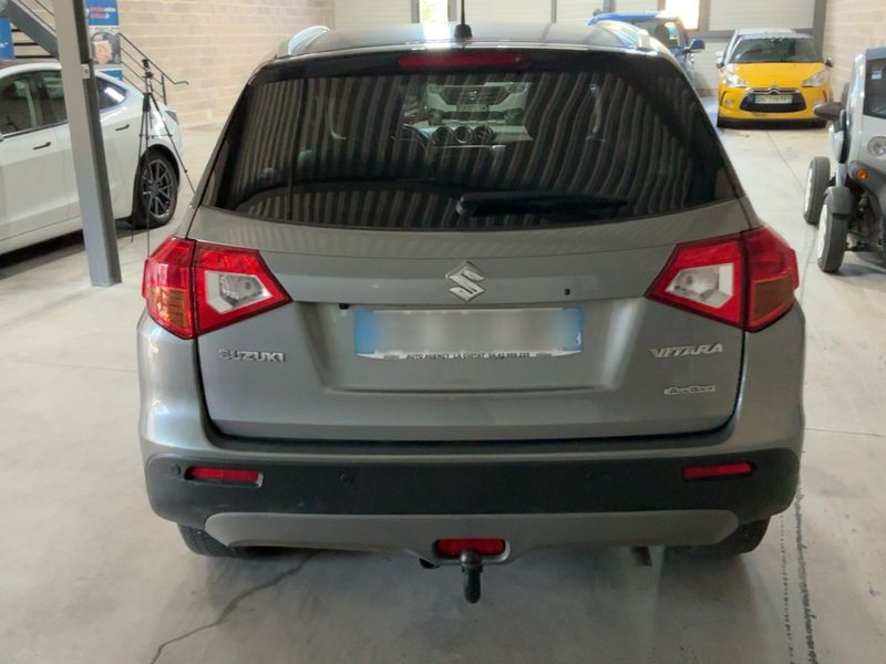 Suzuki Vitara 1.6 Comfort+ 4x4 — zdjęcie 5