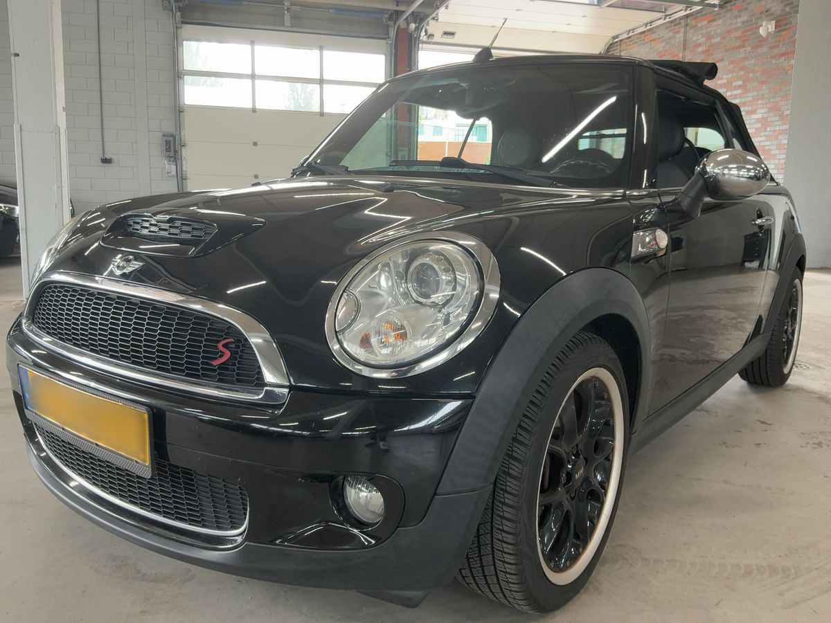 MINI Cabrio 2009