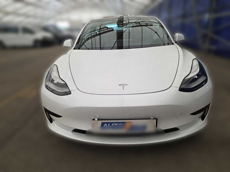 Tesla Model 3 Standard Range Plus RWD — zdjęcie 7