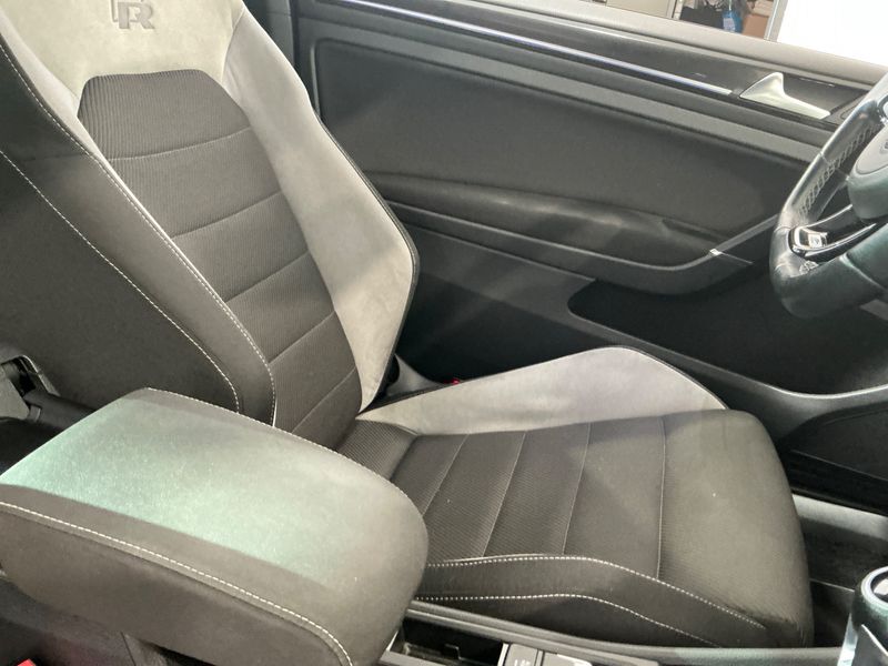 Volkswagen Golf VII 2.0 TSI R 4Motion BlueMotion Tech 2014 – снимка 28