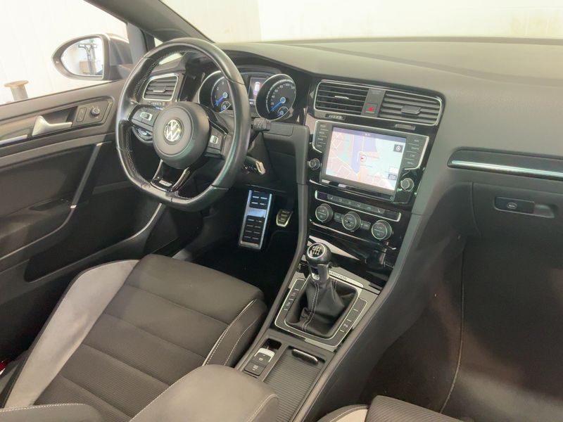 Volkswagen Golf VII 2.0 TSI R 4Motion BlueMotion Tech 2014 – снимка 17