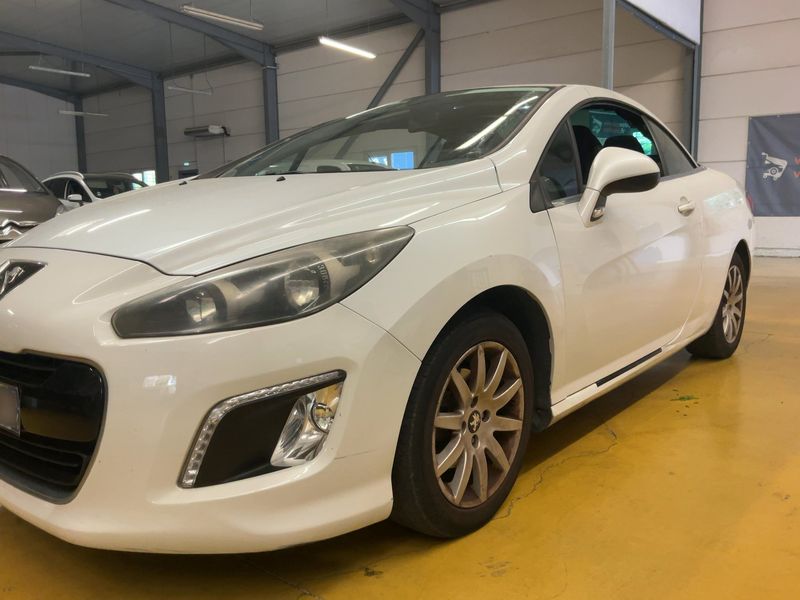 Peugeot 308 1.6 HDi Sport — zdjęcie 2