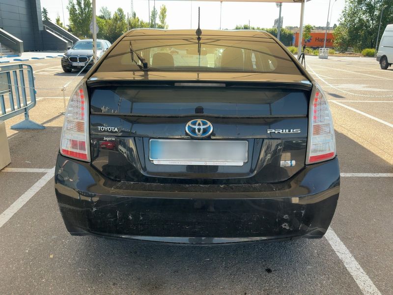 Toyota Prius 1.8 Eco — zdjęcie 5