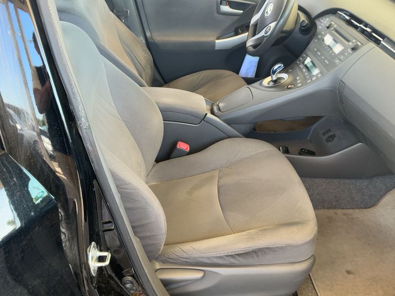 Toyota Prius 1.8 Eco — zdjęcie 11
