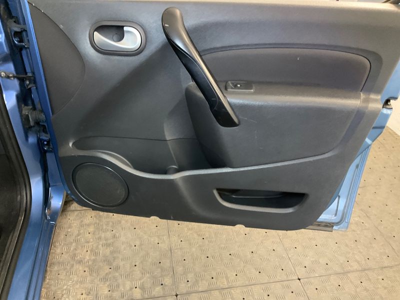 Renault Kangoo 1.2 TCe Energy Limited 2016 – снимка 26