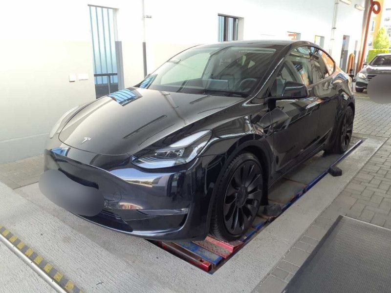 Tesla Model 2023