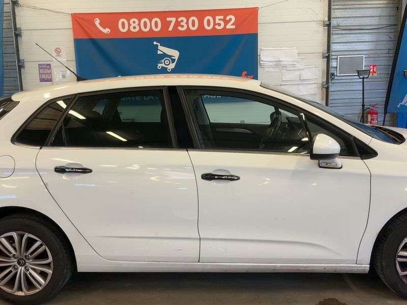Citroen C4 1.2 e-THP Millenium — zdjęcie 7