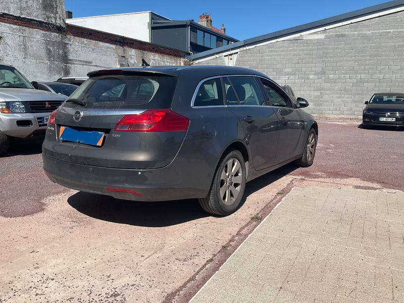 Opel Insignia Sports Tourer 2.0 CDTI Cosmo Pack — zdjęcie 2