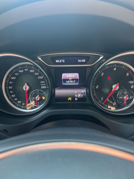 Mercedes-Benz CLA-Klasse CLA 220 Shooting Brake Urban — zdjęcie 12