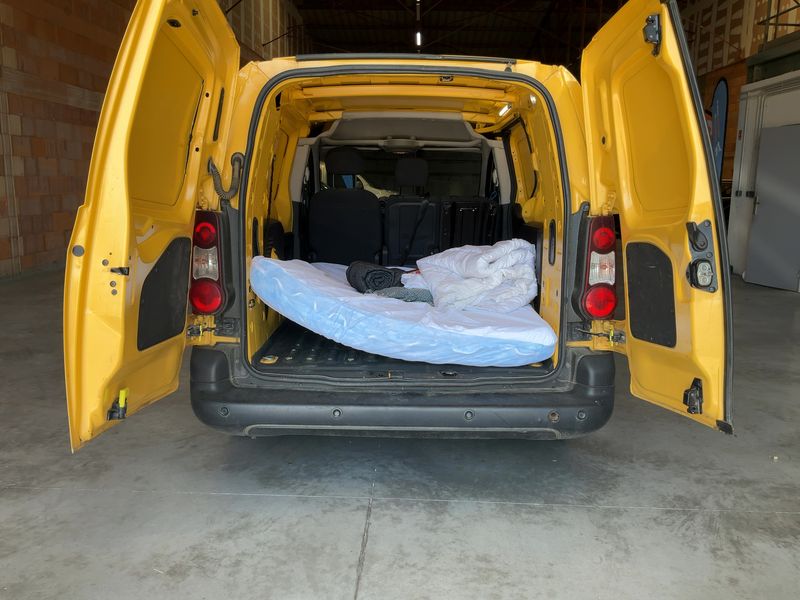 Citroen Berlingo 1.6 Blue-HDi Business L2 — zdjęcie 10