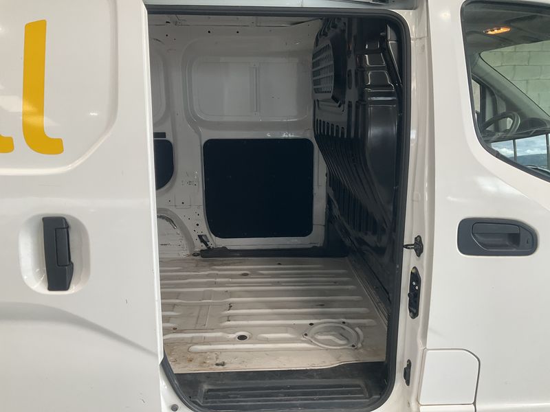 Nissan NV200 electric drive 80 kW e-Kasten — zdjęcie 13