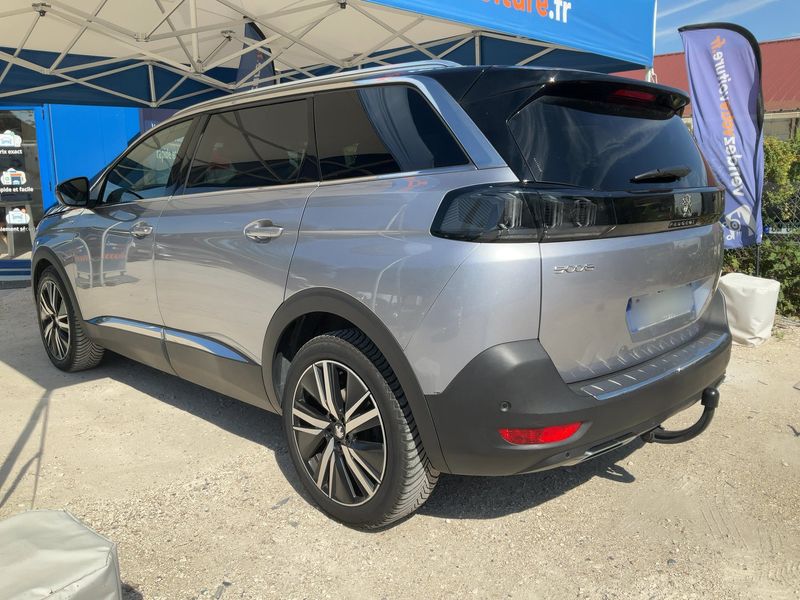 Peugeot 5008 1.2 PureTech GT Pack — zdjęcie 3