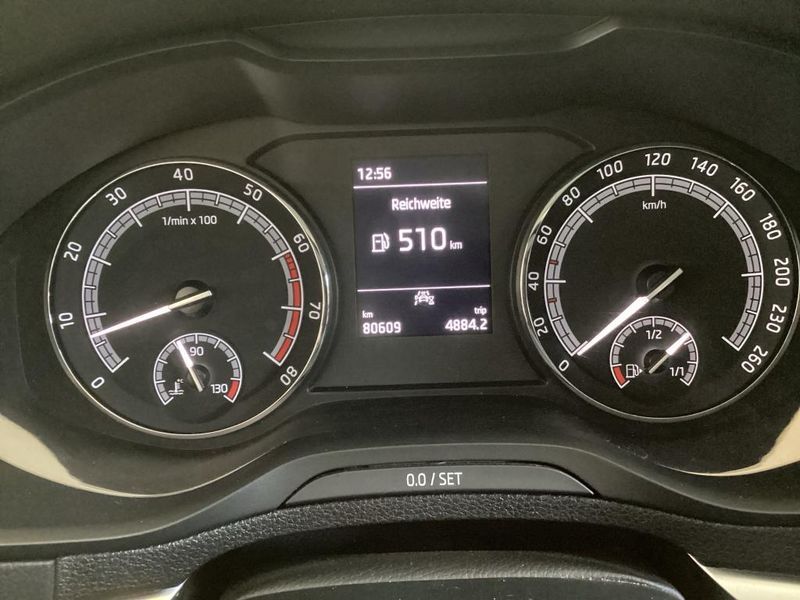 Skoda Karoq 1.5 TSI ACT Clever — zdjęcie 12