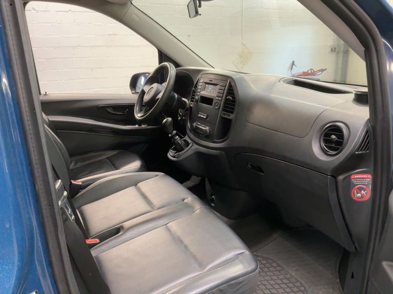 Mercedes-Benz Vito Tourer 109 CDI lang Pro — zdjęcie 11