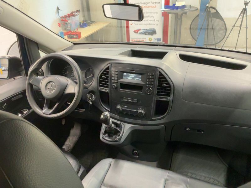 Mercedes-Benz Vito Tourer 109 CDI lang Pro — zdjęcie 12