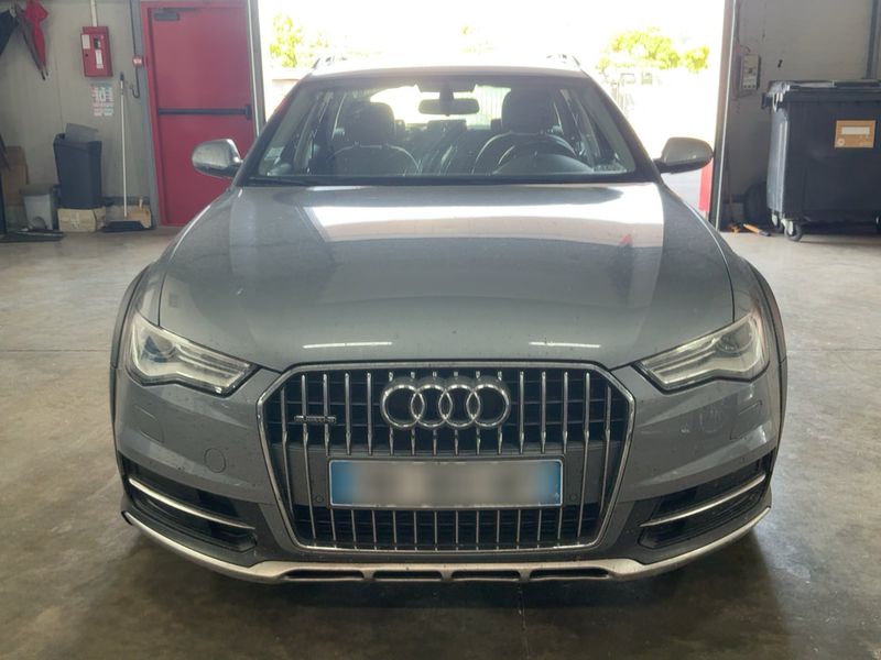 Audi A6 Allroad 3.0 V6 TDI clean diesel — zdjęcie 9