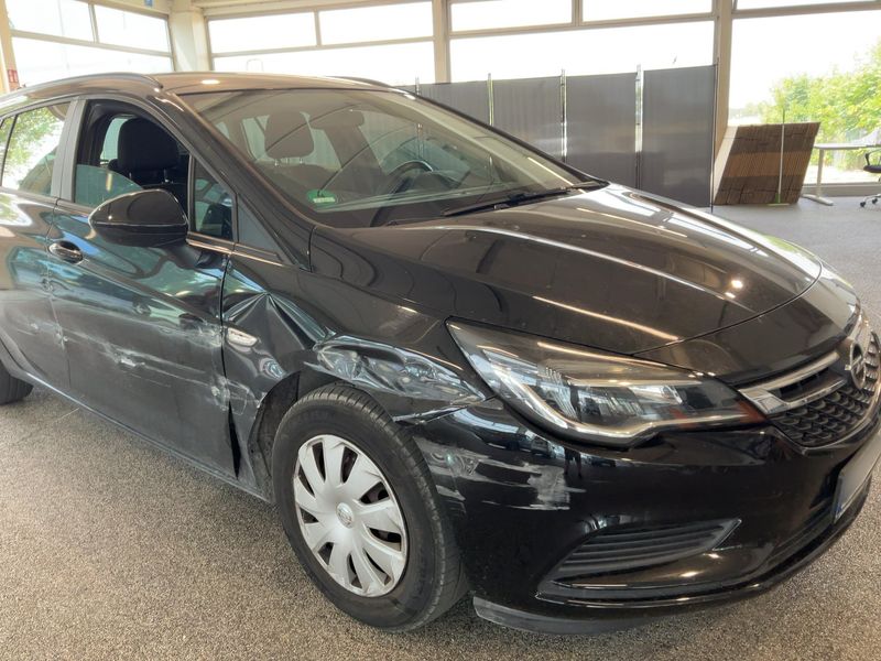 Opel Astra 1.6 CDTI DPF Business 2018 – снимка 12