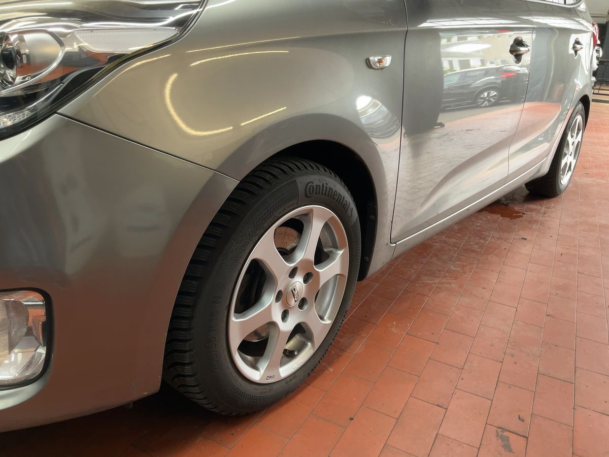 Kia Carens d'occasion