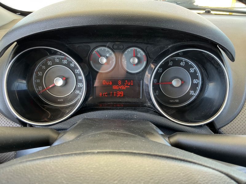 Fiat Punto Evo 1.4 Dynamic — zdjęcie 4