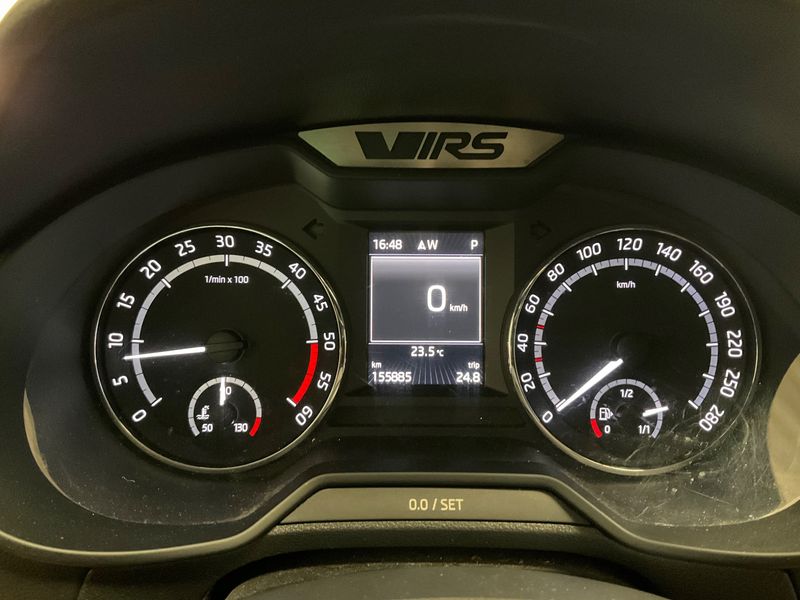 Skoda Octavia 2.0 TDI RS — zdjęcie 13