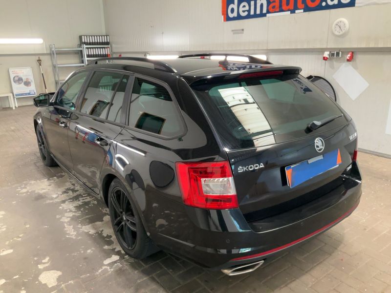 Skoda Octavia 2.0 TDI RS — zdjęcie 3