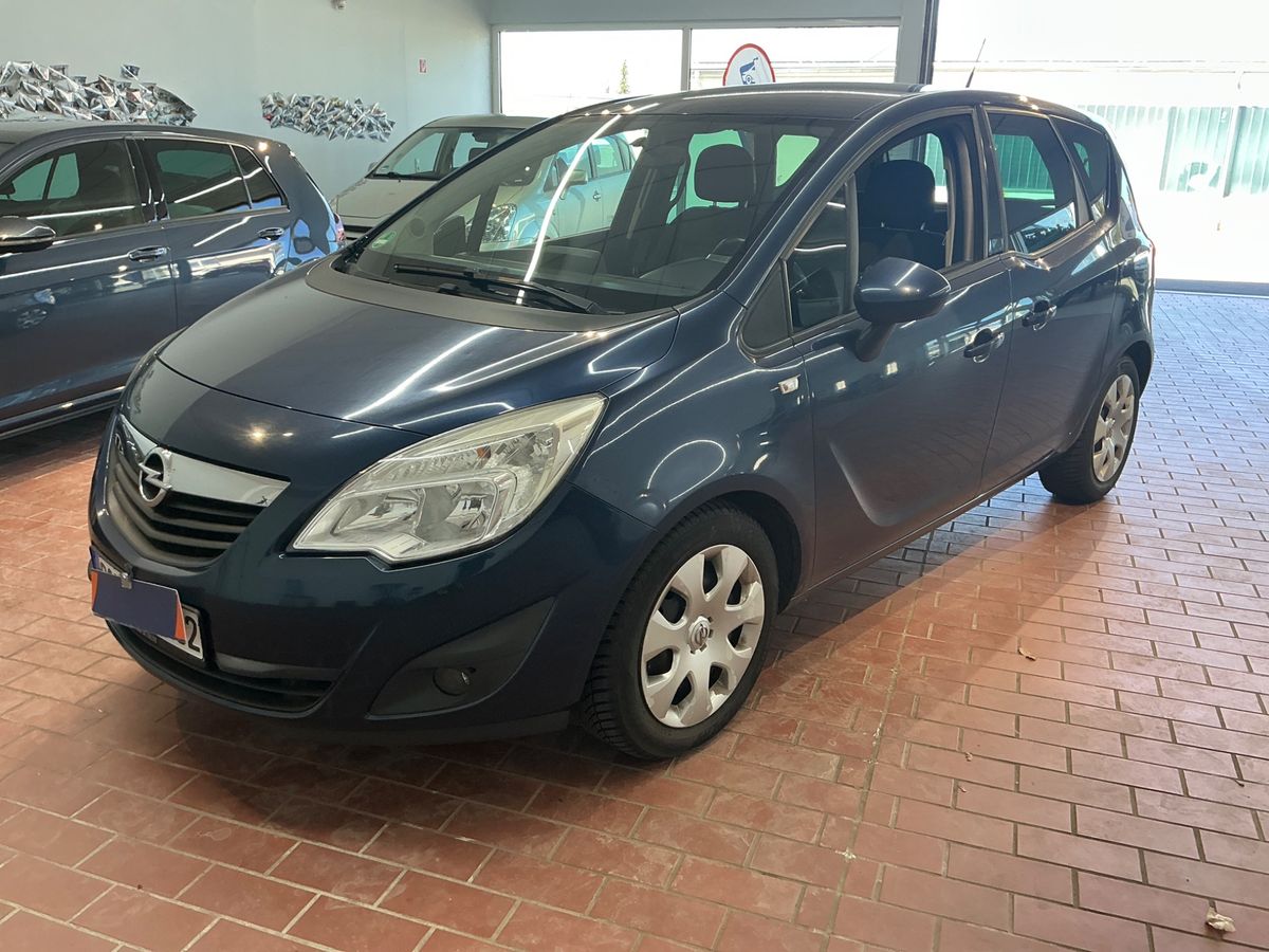 Opel Meriva 2011 — photo 1
