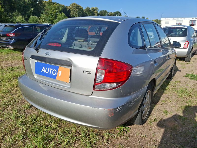 Kia Rio 1.1 CRDi Attract — zdjęcie 5