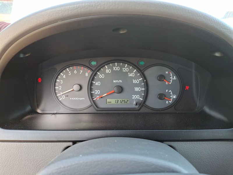 Kia Rio 1.1 CRDi Attract — zdjęcie 12