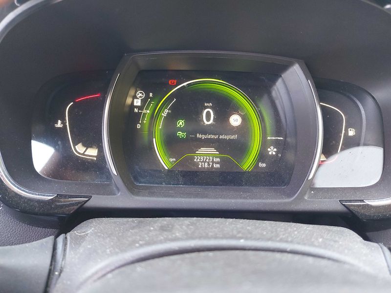 Renault Espace 1.6 dCi Energy Initiale Paris — zdjęcie 12