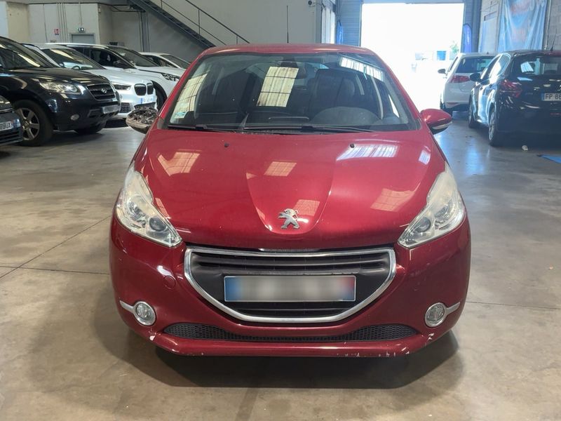 Peugeot 208 1.6 Allure — zdjęcie 9