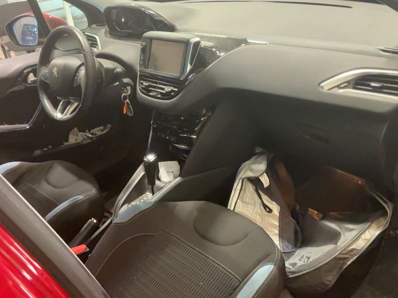 Peugeot 208 1.6 Allure — zdjęcie 12