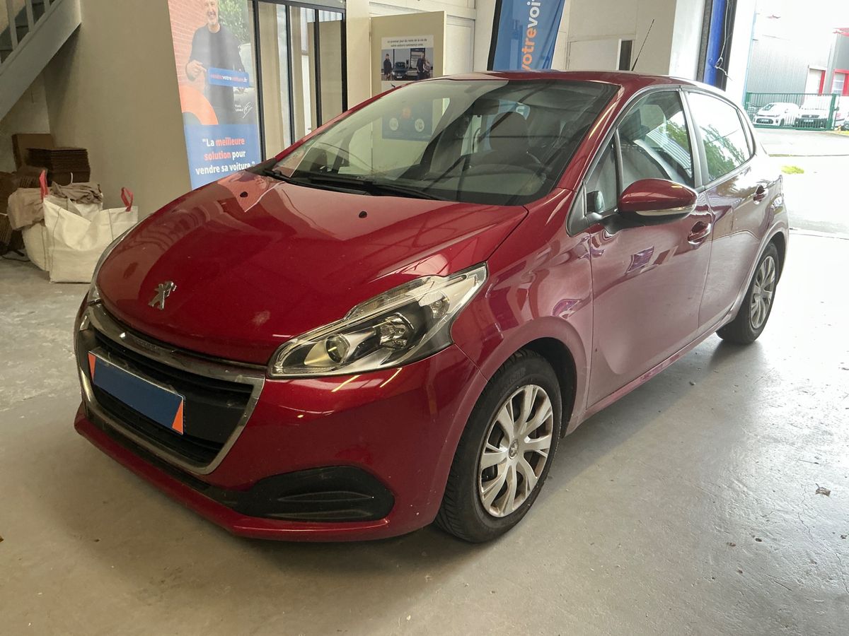 Peugeot 208 2017 — photo 1